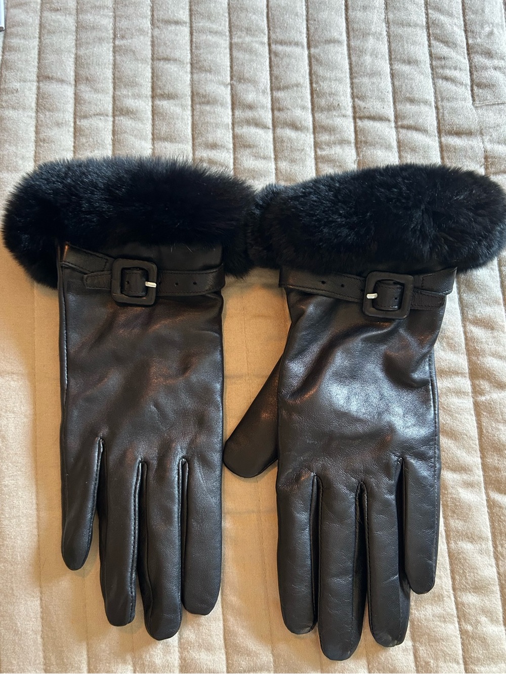 Danier Black Leather Gloves with Rabbit Fur Trim and Buckle Detail